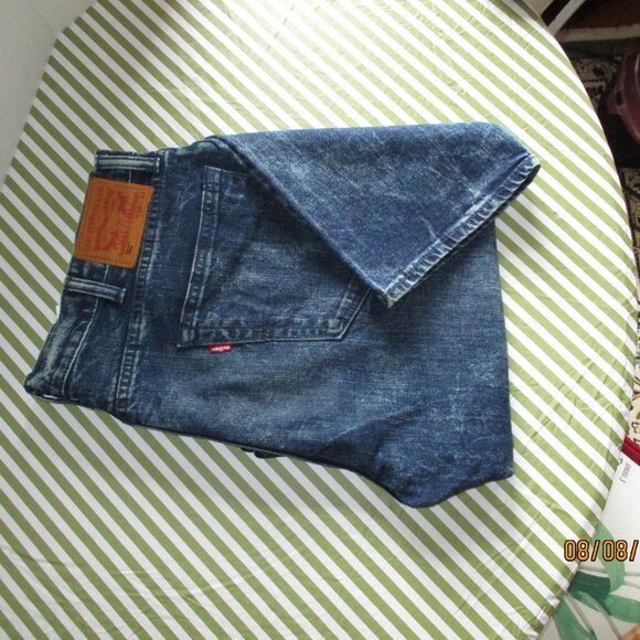 Levi 502 Jeans - Picture 6 of 15